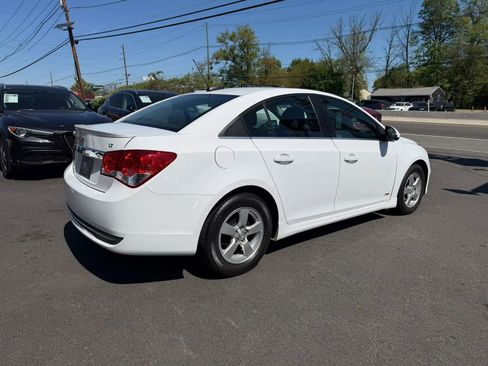 Used 2016 Chevrolet Cruze LT image 5