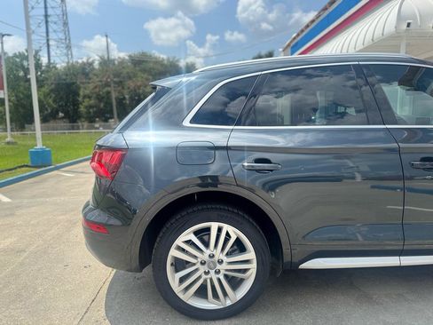 Used 2018 Audi Q5 2.0T Premium Plus AWD/4WD image 31