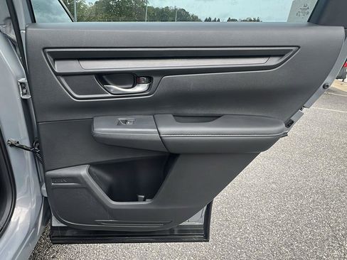 Used 2024 Honda CR-V LX image 14