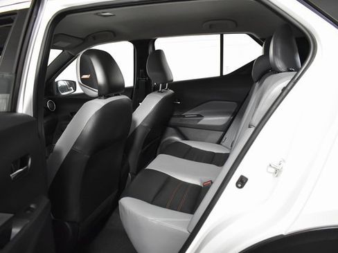 Certified 2021 Nissan Kicks SR w/ SR Premium Package image 30