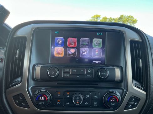 Used 2017 GMC Sierra 2500 Denali w/ Suspension Package, Off-Road AWD/4WD image 26