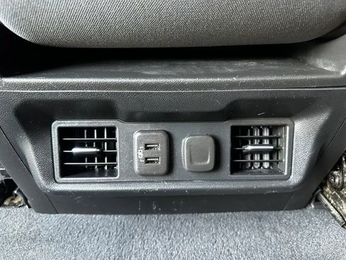 Used 2021 Chevrolet Silverado 1500 LT AWD/4WD image 28