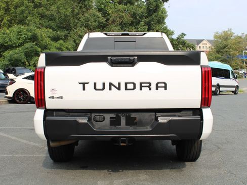 Used 2022 Toyota Tundra SR5 w/ SR5 Premium Package AWD/4WD image 6