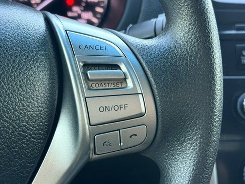 Used 2013 Nissan Altima 2.5 S FWD image 27