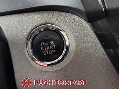 Used 2017 Toyota Sienna XLE Premium AWD/4WD image 20