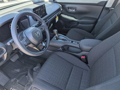 New 2026 Honda HR-V LX image 6