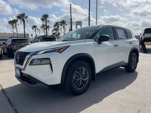 Certified 2023 Nissan Rogue S FWD image 1