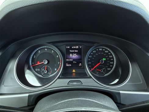 Used 2018 Volkswagen Atlas SE image 19