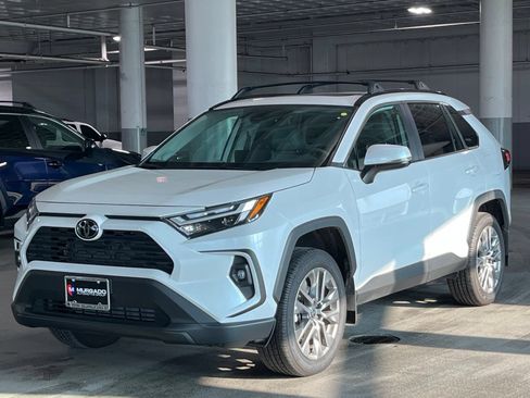 Used 2025 Toyota RAV4 XLE Premium w/ Weather Package AWD/4WD image 4