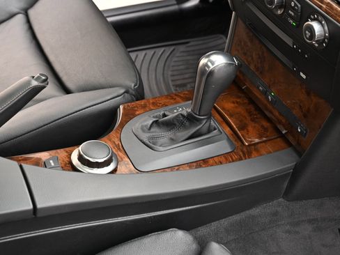 Used 2007 BMW 550i Sedan image 20