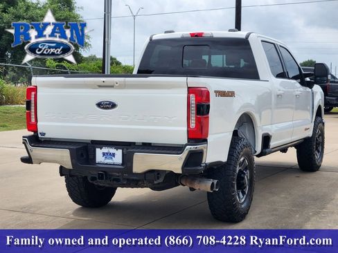 Used 2024 Ford F250 Lariat w/ Tremor Off-Road Package AWD/4WD image 3