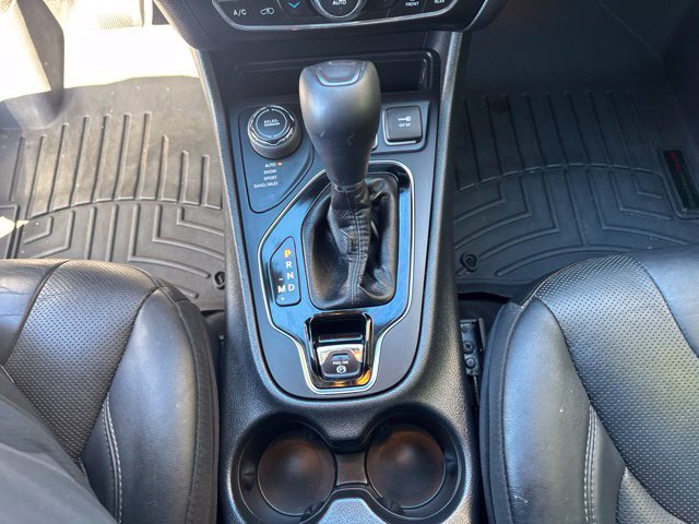 Used 2020 Jeep Cherokee Limited AWD/4WD image 20