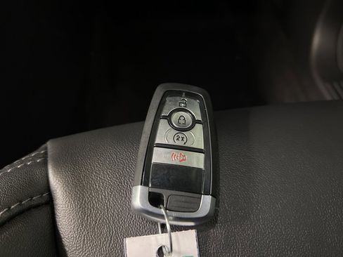 New 2025 Ford Ranger Lariat w/ Convenience Package image 39