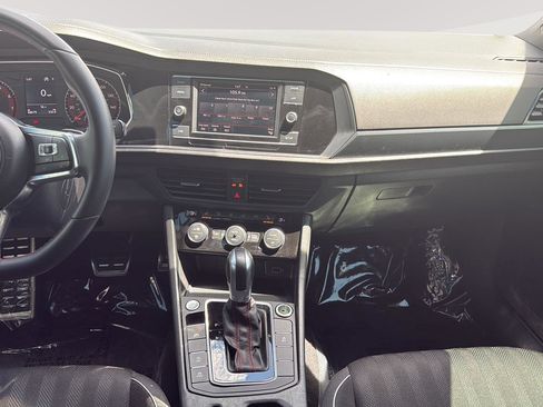 Used 2019 Volkswagen Jetta GLI FWD image 21