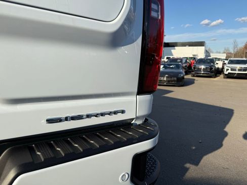 New 2026 GMC Sierra 3500 Denali Ultimate image 38