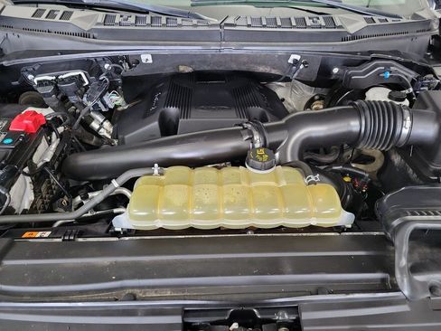 Used 2019 Ford F150 Lariat AWD/4WD image 21