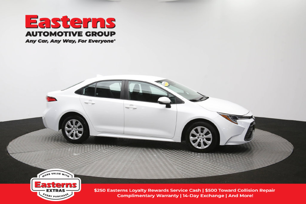 Used 2024 Toyota Corolla LE FWD image 46