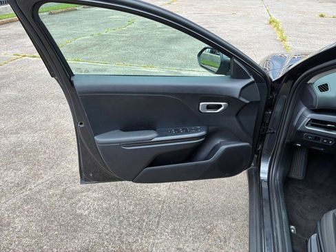 Used 2026 Kia K4 FWD image 15