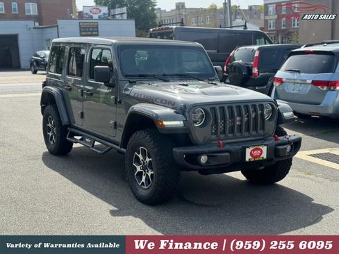 Used 2021 Jeep Wrangler Unlimited Rubicon AWD/4WD image 3