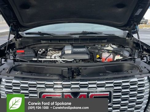 Used 2024 GMC Yukon XL Denali image 44