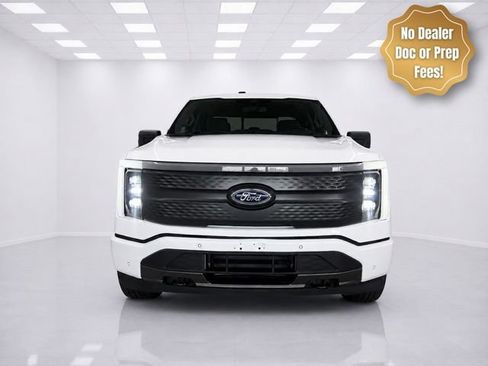 Used 2022 Ford F150 Lightning XLT AWD/4WD image 1