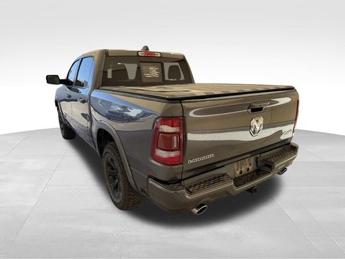 Used 2019 RAM 1500 Laramie AWD/4WD image 8