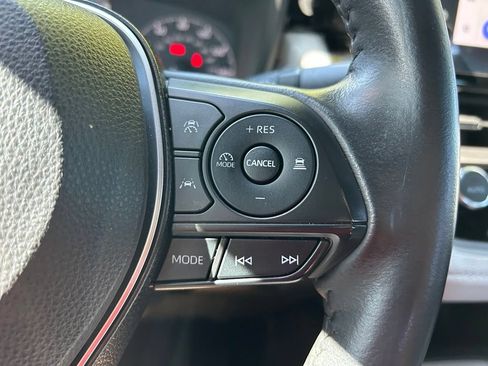 Used 2023 Toyota Corolla SE FWD image 19