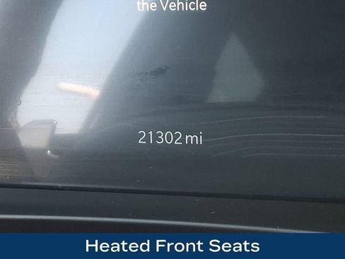 Used 2024 Jeep Grand Cherokee Laredo w/ Luxury Tech Group I AWD/4WD image 6