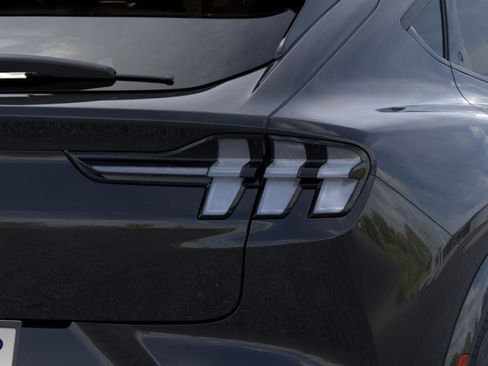 New 2025 Ford Mustang Mach-E Premium image 21