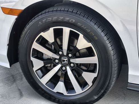 Used 2025 Honda Odyssey EX-L image 9