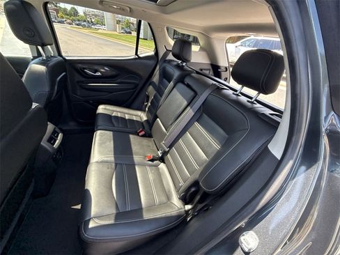 Certified 2022 GMC Terrain Denali w/ Denali Premium Package image 26