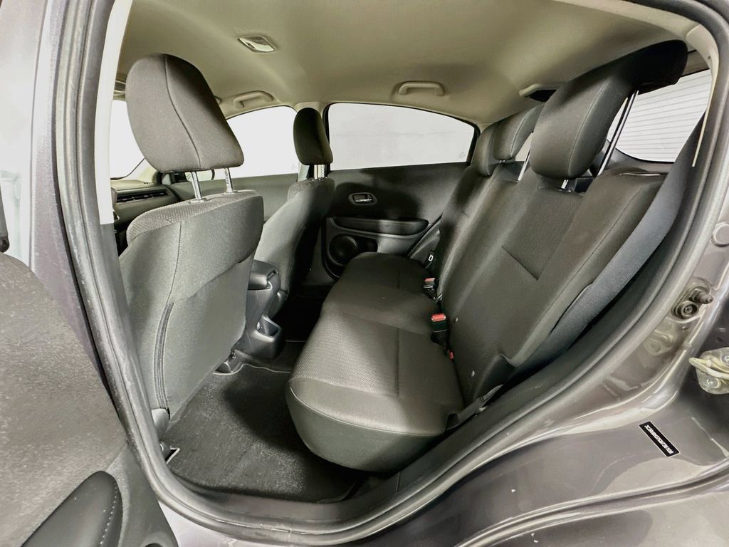 Used 2016 Honda HR-V LX image 22