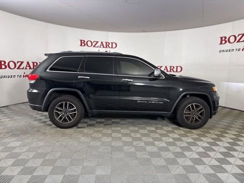 Used 2019 Jeep Grand Cherokee Limited w/ Trailer Tow Group IV image 9