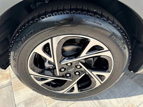 New 2025 Lincoln Nautilus Premier w/ Equipment Group 102A image 30