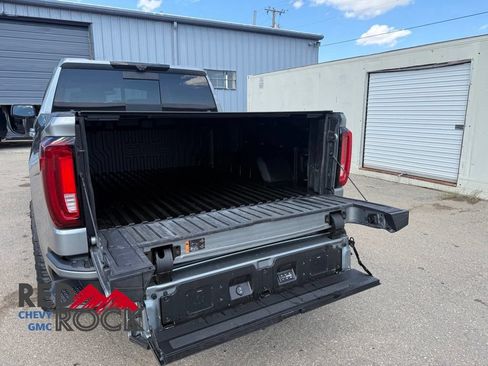 Used 2023 GMC Sierra 1500 Denali w/ Denali Reserve Package AWD/4WD image 26