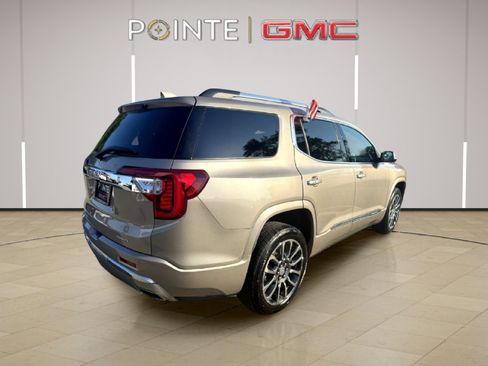 Used 2022 GMC Acadia Denali image 5