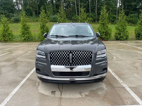 Used 2023 Lincoln Navigator L Black Label AWD/4WD image 8