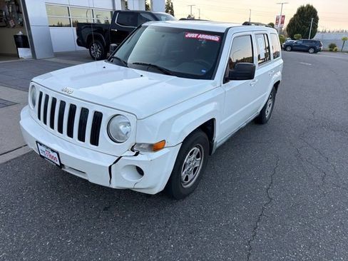 Used 2010 Jeep Patriot Sport w/ PWR Equipment Group AWD/4WD image 2