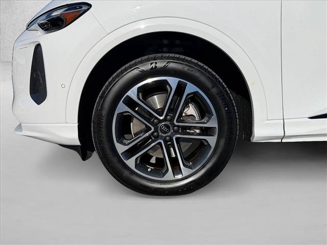 Certified 2025 Audi Q5 Premium w/ Convenience Package AWD/4WD image 27