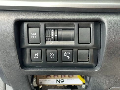 Used 2022 Subaru Crosstrek 2.5i Limited image 12