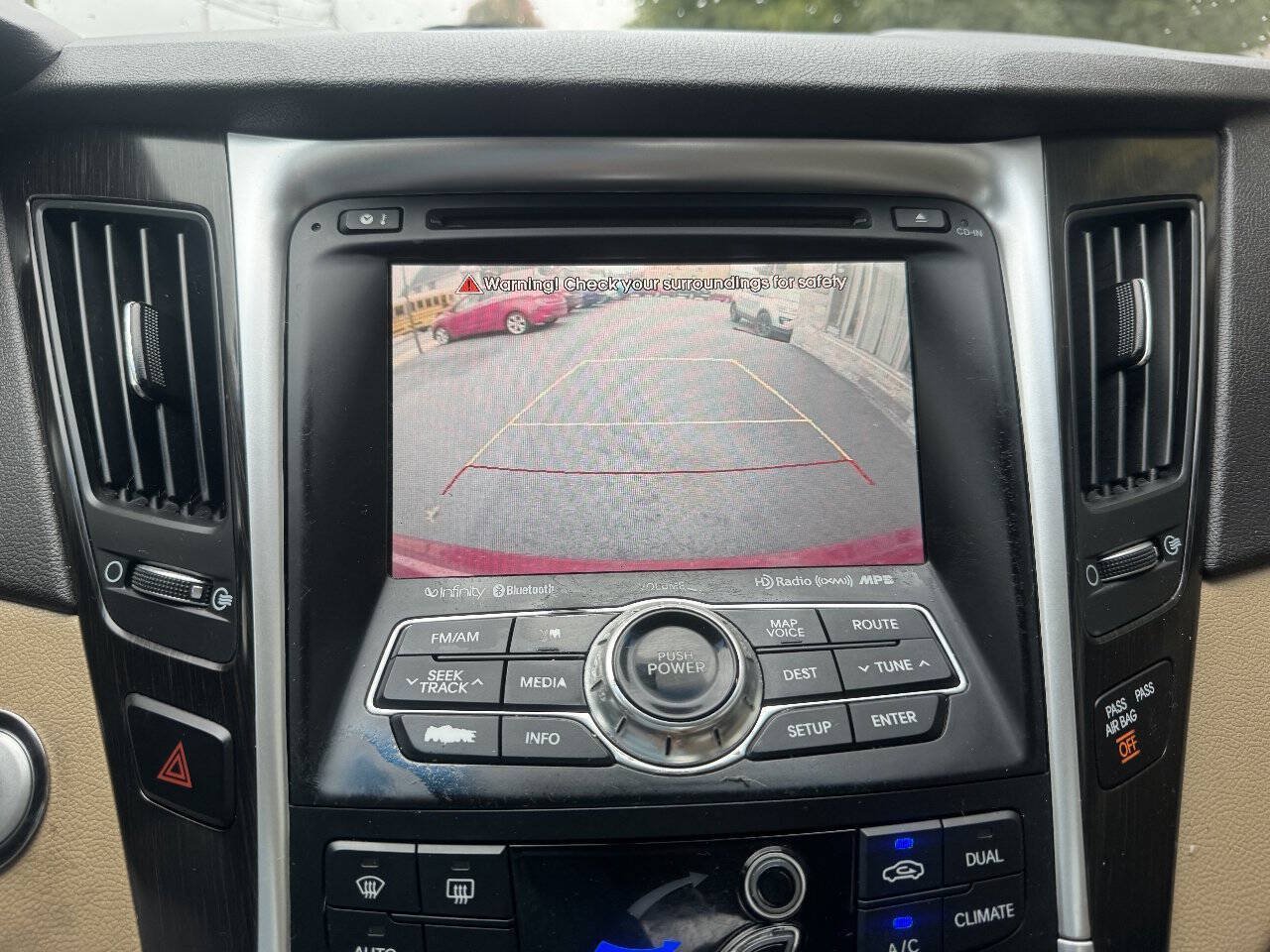 Used 2013 Hyundai Sonata Limited w/ Premium Pkg FWD image 28
