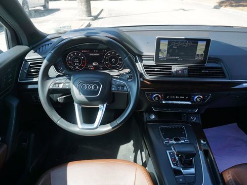 Used 2018 Audi Q5 2.0T Premium Plus w/ Premium Plus Package image 5