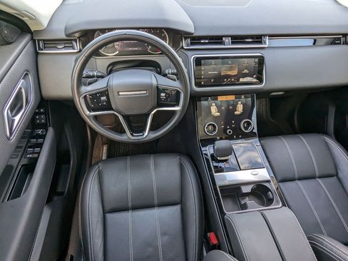 Used 2023 Land Rover Range Rover Velar S image 4