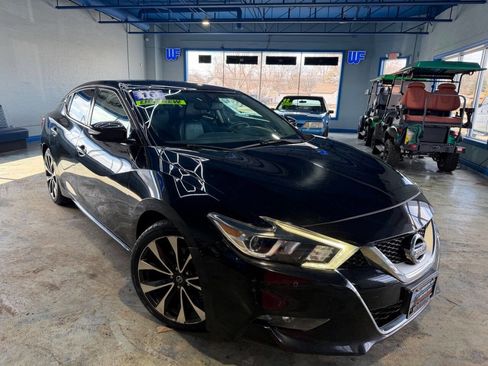 Used 2016 Nissan Maxima SR image 4