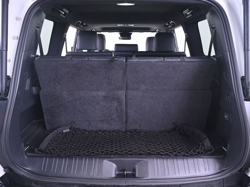 Used 2024 Lexus GX 550 w/ Accessory Package (Z1) AWD/4WD image 16