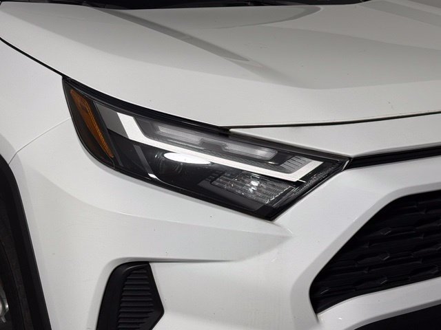 Used 2023 Toyota RAV4 XLE w/ Convenience Package FWD image 11