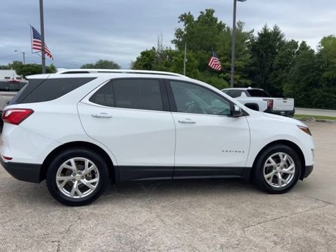 Used 2021 Chevrolet Equinox Premier FWD image 9