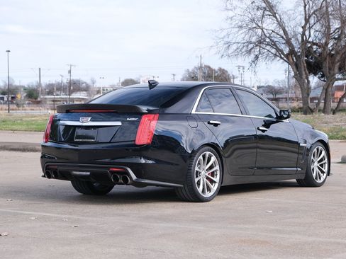 Used 2018 Cadillac CTS V w/ Carbon Fiber Package image 14