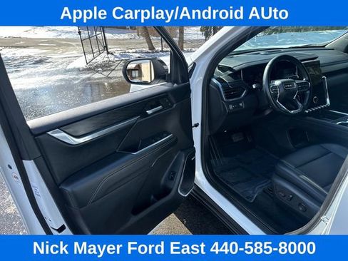 Used 2024 GMC Acadia Elevation FWD image 14