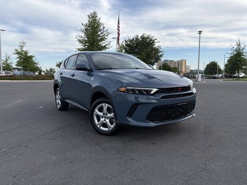Certified 2024 Dodge Hornet GT w/ Cold Weather Group AWD/4WD image 2